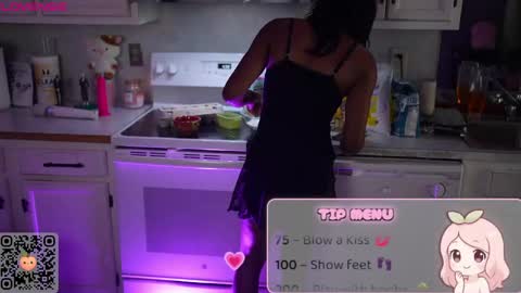 peachypeachgirl online show from 15, 5, 2026