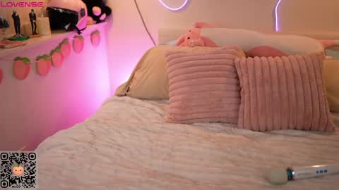 peachypeachgirl online show from 27, 5, 2026