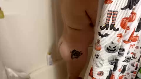 peachyy27 online show from 17, 10, 2025