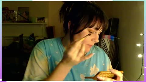 Snapshot of peakobunny chatting on 11, 11, 2025 peakobunny online show from 11, 11, 2025