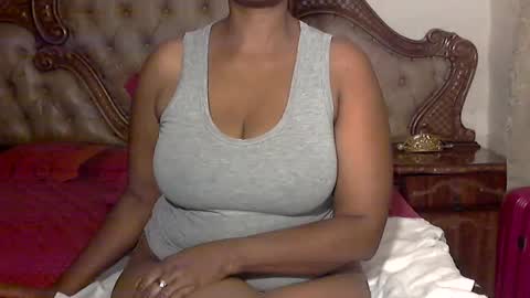 pearassmmm online show from 17, 2, 2025