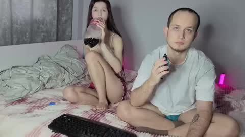 Rina and Max online show from 9, 2, 2026