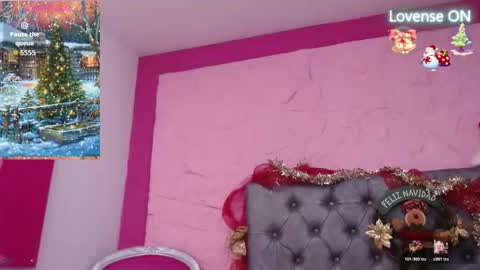 Snapshot of pearl_michelts chatting on 16, 12, 2025 michel online show from 16, 12, 2025