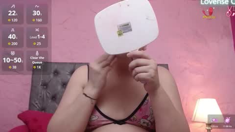 Snapshot of pearl_michelts chatting on 19, 1, 2026 michel online show from 19, 1, 2026