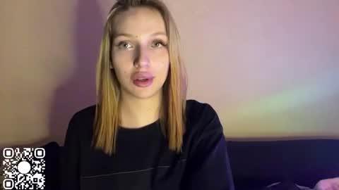 Snapshot of pearlinesilfies chatting on 10, 7, 2026 Zlata online show from 10, 7, 2026