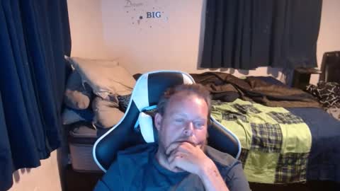 pecker40 online show from 28, 12, 2024