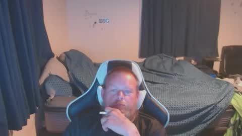 pecker40 online show from 6, 2, 2025