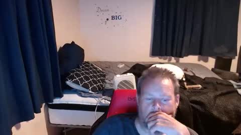 pecker40 online show from 24, 10, 2025