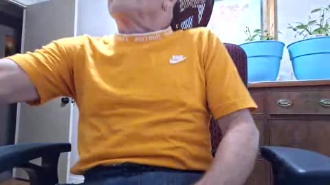 Snapshot of peepingmale chatting on 15, 12, 2024 peepingmale online show from 15, 12, 2024