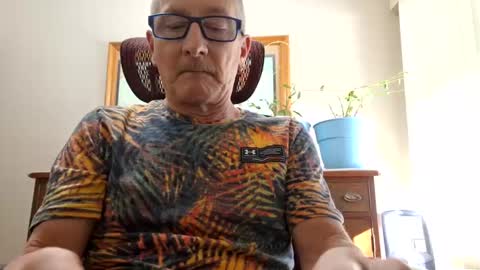 Snapshot of peepingmale chatting on 12, 1, 2025 peepingmale online show from 12, 1, 2025