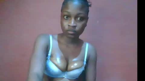 Snapshot of peetyface chatting on 7, 7, 2026 Lizzy online show from 7, 7, 2026