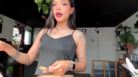 Snapshot of peisinoe_____ chatting on 23, 4, 2026 Kris online show from 23, 4, 2026