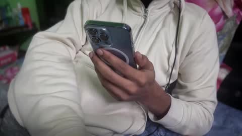 pencilchor online show from 2, 1, 2025