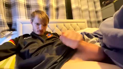 Penguin online show from 13, 2, 2026