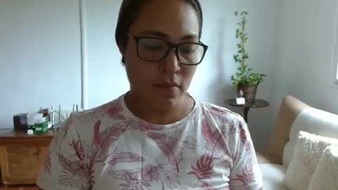 Megan online show from 16, 4, 2026