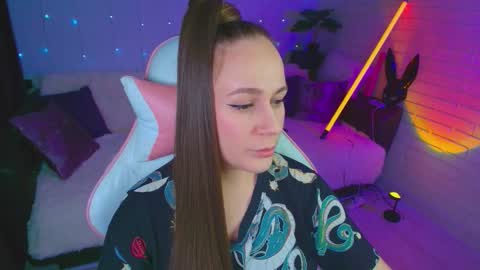 Dia  online show from 12, 11, 2025