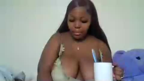 Snapshot of periwinkle200 chatting on 19, 6, 2026 wilia online show from 19, 6, 2026
