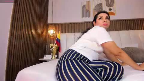 Snapshot of perlapreciosa chatting on 7, 7, 2026 PerlaPreciosa online show from 7, 7, 2026
