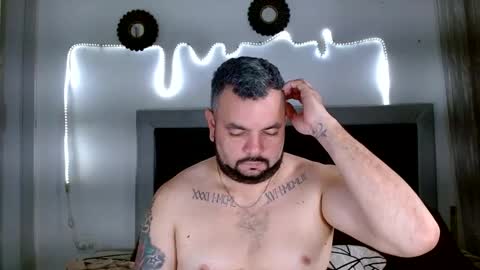 Carlos online show from 8, 9, 2025