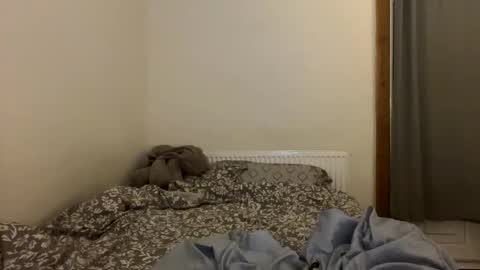 petal_lou02 online show from 1, 10, 2025