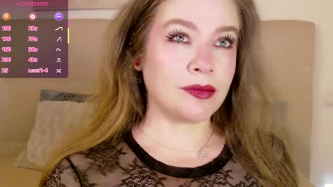 Snapshot of petersemily chatting on 30, 5, 2026 Peters Emily online show from 30, 5, 2026