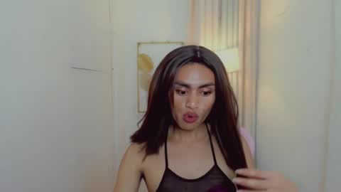 Snapshot of petite_barbie88 chatting on 6, 7, 2026 petite_barbie88 online show from 6, 7, 2026