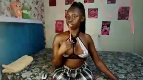Snapshot of petite_charm chatting on 17, 7, 2026 Charm online show from 17, 7, 2026