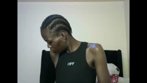 petite_lavi2 online show from 31, 1, 2025