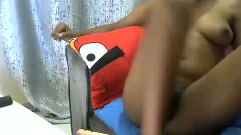 Petite loverr online show from 18, 2, 2025