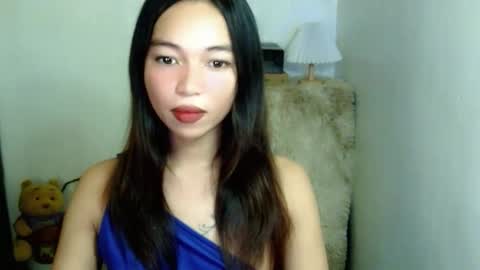 petite_mary69 online show from 7, 4, 2026