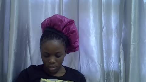 petite_melan online show from 20, 10, 2025