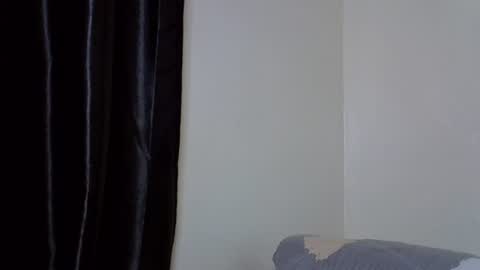 Snapshot of petite_melinda chatting on 24, 7, 2026 petite_melinda online show from 24, 7, 2026