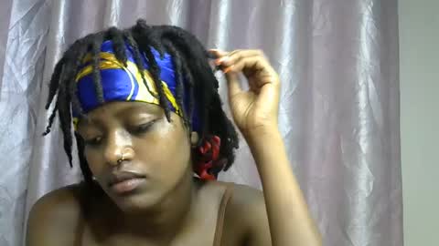 petite_star2 online show from 8, 1, 2026