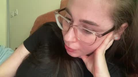 Snapshot of petitebecky chatting on 15, 6, 2026 Petite Becky online show from 15, 6, 2026