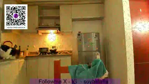 Snapshot of petitee_lunna chatting on 17, 1, 2026 Lunna online show from 17, 1, 2026