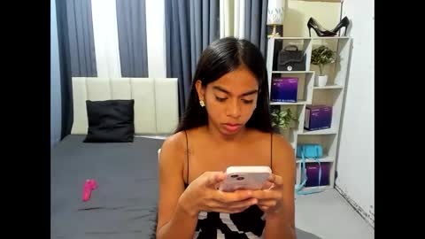 Snapshot of petitehorsycock chatting on 3, 6, 2026 petitehorsycock online show from 3, 6, 2026