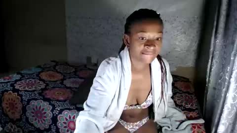 Snapshot of petitesammy chatting on 15, 5, 2026 petitesammy online show from 15, 5, 2026