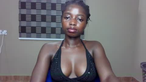 petitexxebony online show from 2, 7, 2026