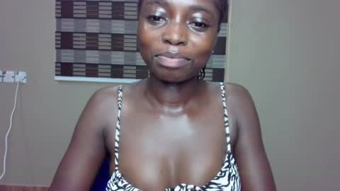 petitexxebony online show from 12, 7, 2026