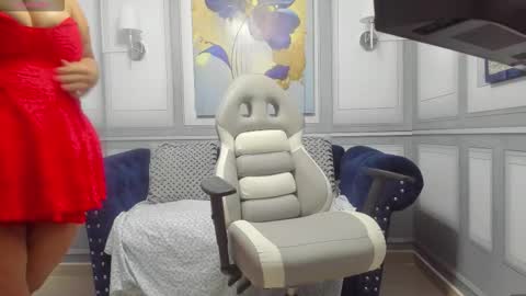 Snapshot of pevert_curvy chatting on 11, 11, 2025 online show from 11, 11, 2025