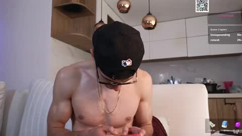 phantom_bigger1 online show from 13, 2, 2025