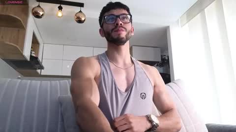 phantom_bigger1 online show from 4, 12, 2025