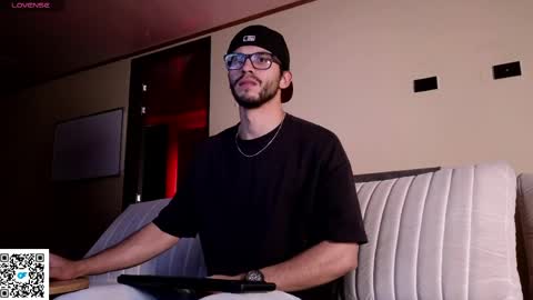 phantom_bigger1 online show from 6, 4, 2026