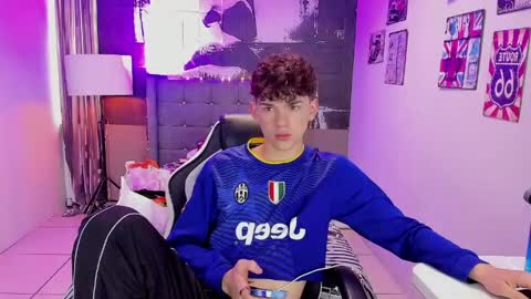 PHILLIP online show from 31, 5, 2026