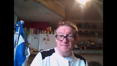 Snapshot of phillboys chatting on 6, 5, 2026 phillboys online show from 6, 5, 2026