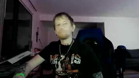 Snapshot of phrostdd chatting on 7, 6, 2026 FrankenDaddy online show from 7, 6, 2026