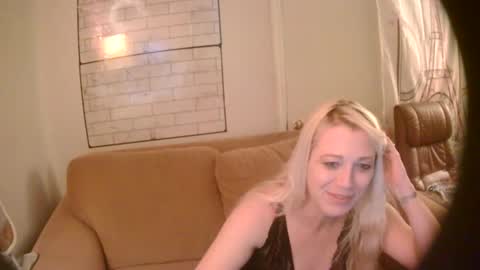 Snapshot of phulaen chatting on 8, 12, 2024 Phulaen online show from 8, 12, 2024