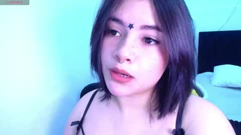 Snapshot of phylavell_ chatting on 28, 7, 2026 phylavell_ online show from 28, 7, 2026
