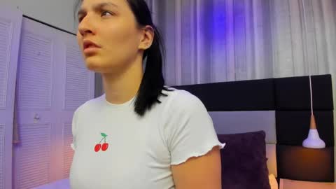 Snapshot of pia_johnson__ chatting on 21, 5, 2026 SOPHIA online show from 21, 5, 2026