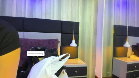 Snapshot of pia_johnson__ chatting on 25, 5, 2026 SOPHIA online show from 25, 5, 2026